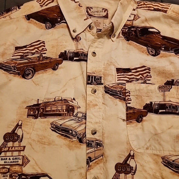 Calypso Joe Shirt Men's XL Tan Button Up Graphic Classic Car Short Sleeve - Picture 10 of 10